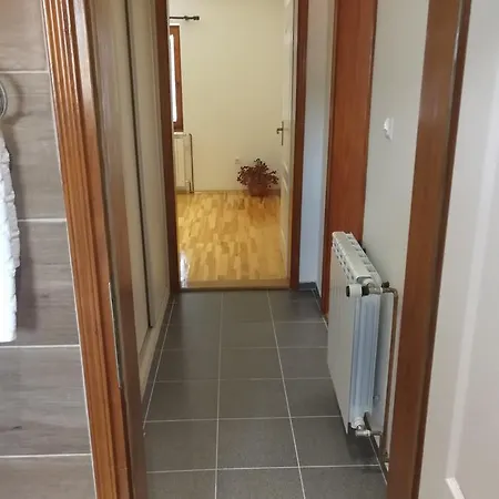 ゲストハウス Dokovic 3*